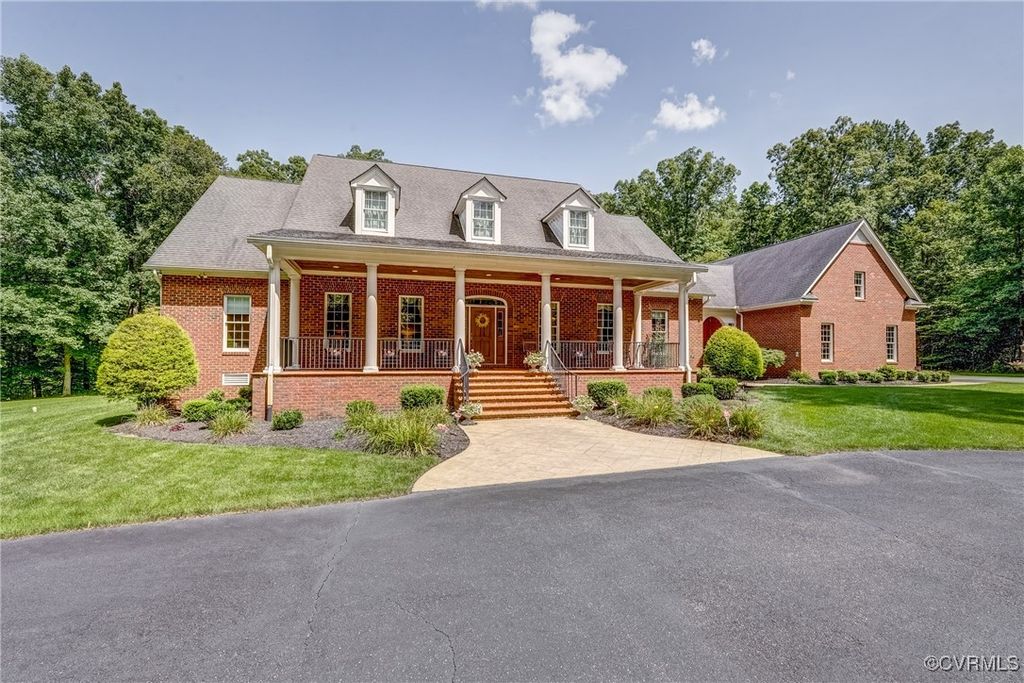 10100 Tripps Ln, Mechanicsville, VA 23116