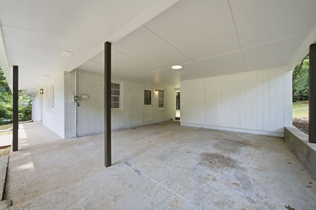 115 Meadow Dr, Dickson, TN 37055