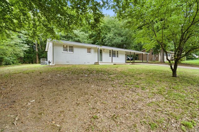 115 Meadow Dr, Dickson, TN 37055