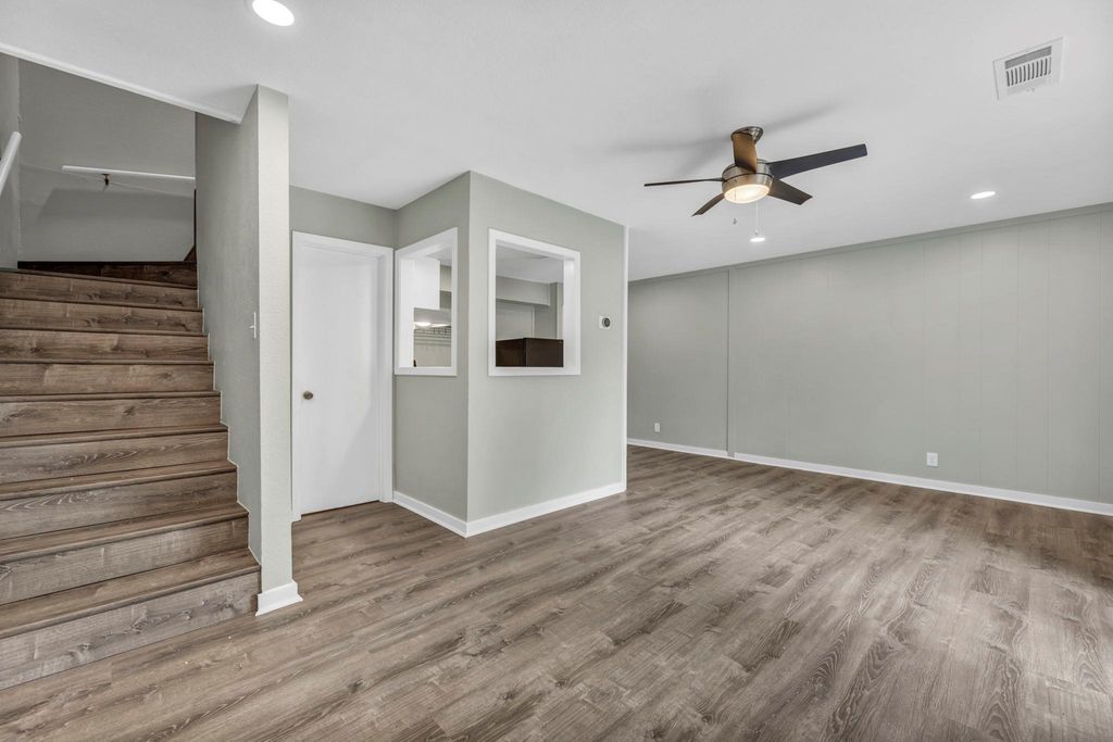 2808 Skyway CIR 102, Austin, TX 78704