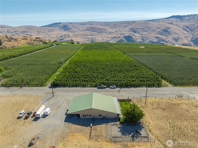 1813 Howard Flats Road, Chelan, WA 98816