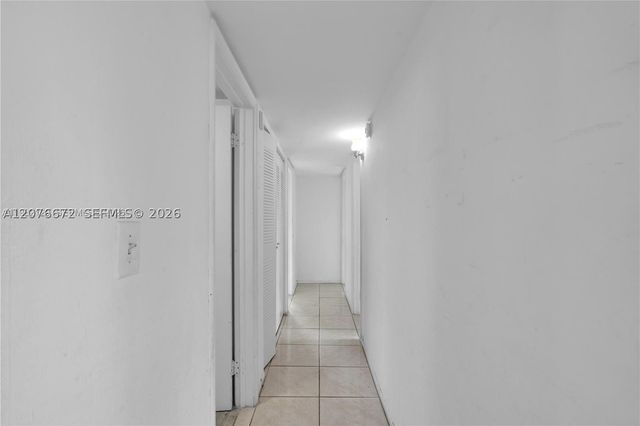 9001 SW 77th Ave C402, Miami, FL 33156