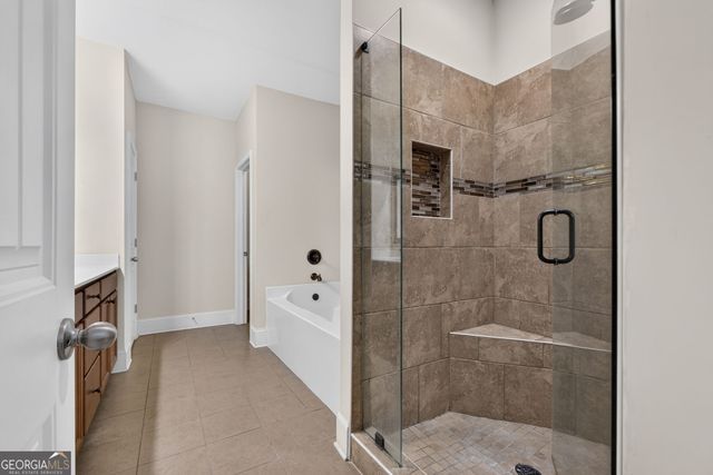 1143 Pebble Creek Lane, Locust Grove, GA 30248
