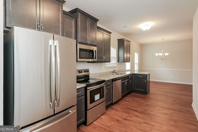 624 Benjamin Court, Mcdonough, GA 30252