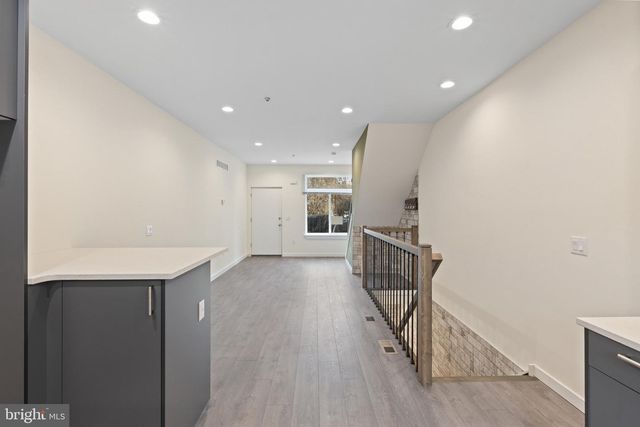 2035 N ORIANNA ST, Philadelphia, PA 19122