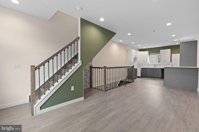 2035 N ORIANNA ST, Philadelphia, PA 19122