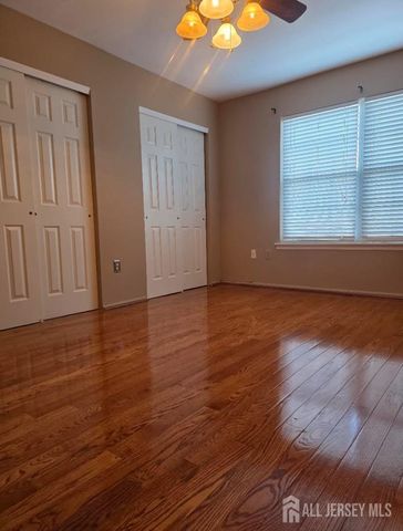 90 Almond Drive, Franklin Twsp, NJ 08873