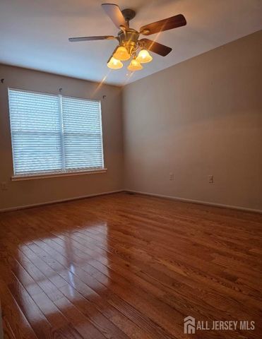 90 Almond Drive, Franklin Twsp, NJ 08873