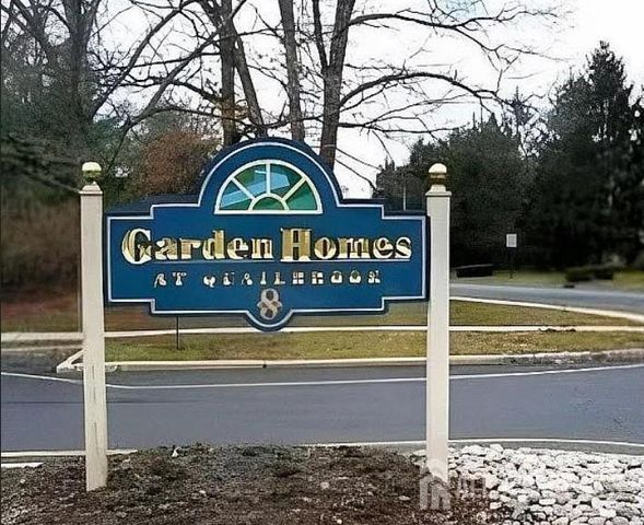 90 Almond Drive, Franklin Twsp, NJ 08873