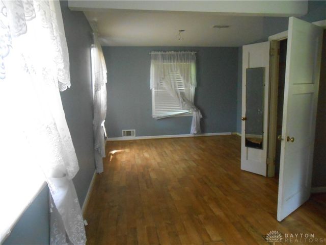 1930 Emerald Court, Dayton, OH 45403