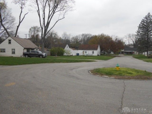 1930 Emerald Court, Dayton, OH 45403