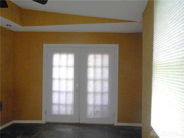 1930 Emerald Court, Dayton, OH 45403