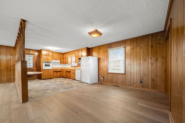 210 Lee Ave, Woodbury, TN 37190