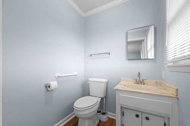 210 Lee Ave, Woodbury, TN 37190