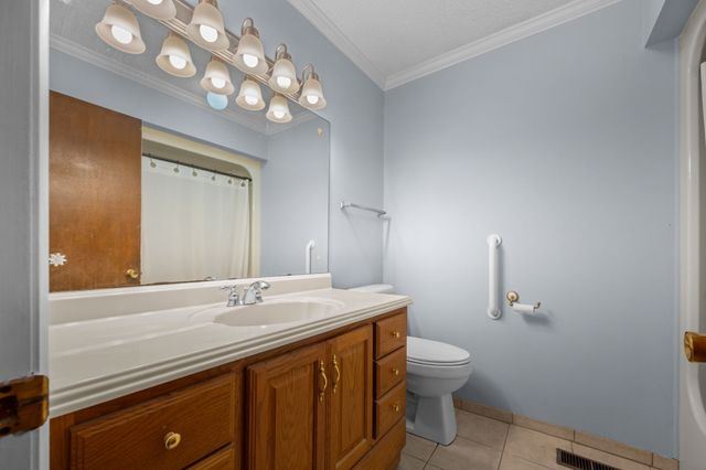 210 Lee Ave, Woodbury, TN 37190