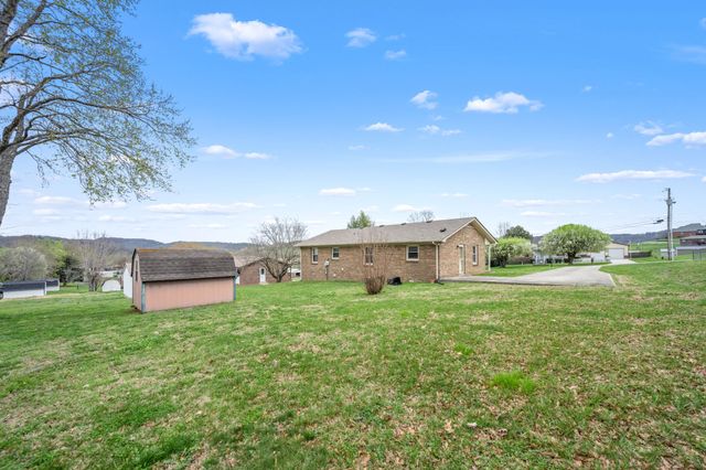 210 Lee Ave, Woodbury, TN 37190