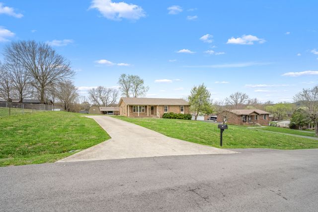 210 Lee Ave, Woodbury, TN 37190