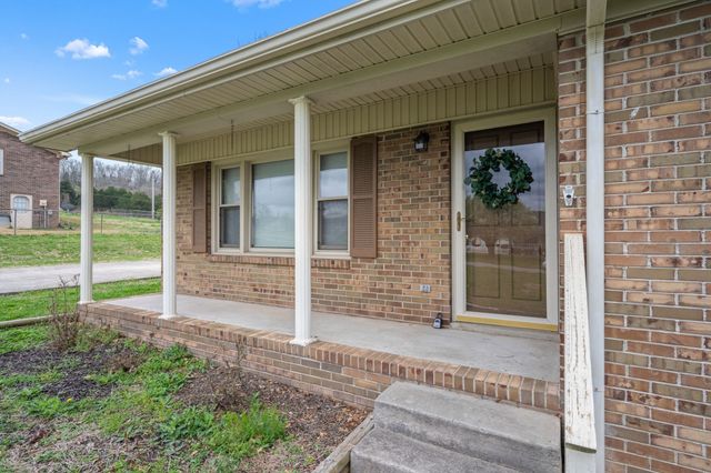 210 Lee Ave, Woodbury, TN 37190