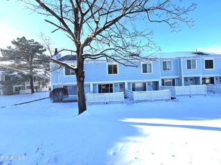 1005 Rockport Court, East Greenbush, NY 12061
