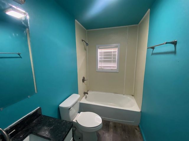 555 E Harmon Drive, Midwest City, OK 73110