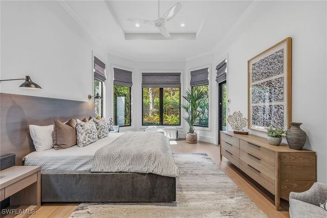 2243 Residence CIR, Naples, FL 34105