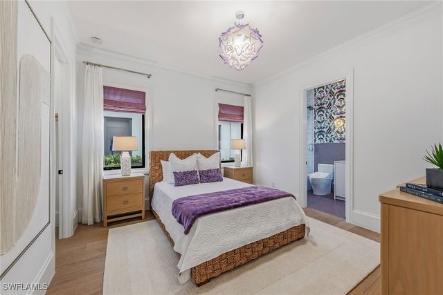 2243 Residence CIR, Naples, FL 34105