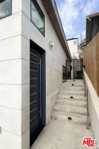 3850 Glenalbyn Drive, Los Angeles, CA 90065