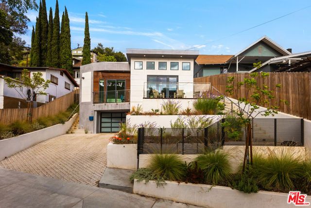 3850 Glenalbyn Drive, Los Angeles, CA 90065