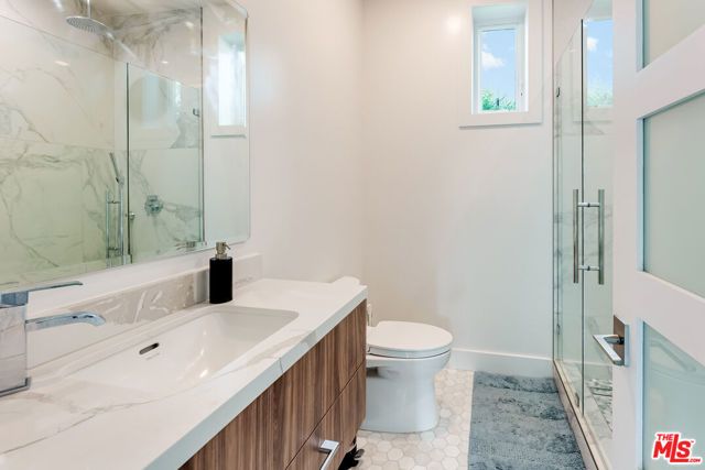 3850 Glenalbyn Drive, Los Angeles, CA 90065