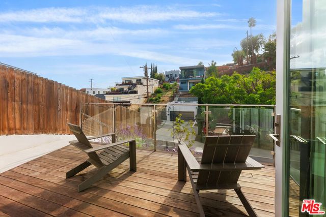 3850 Glenalbyn Drive, Los Angeles, CA 90065