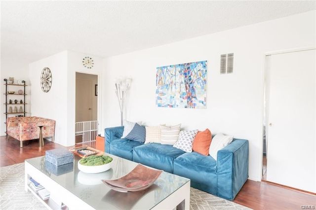 943 19th, Santa Monica, CA 90403