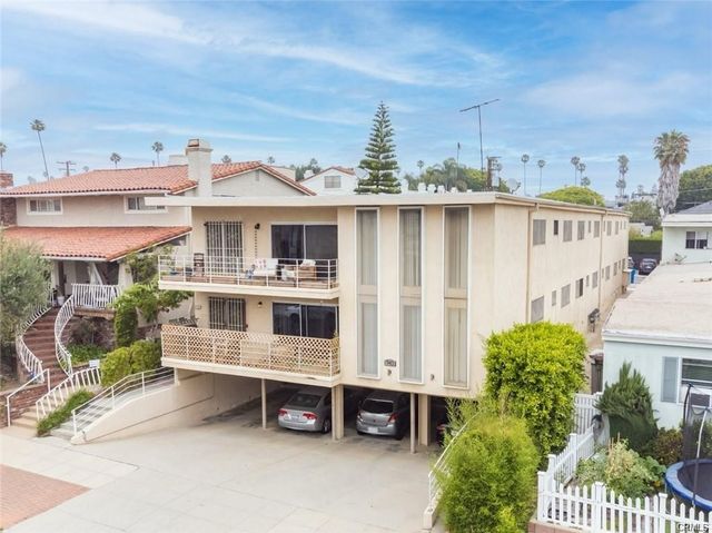 943 19th, Santa Monica, CA 90403