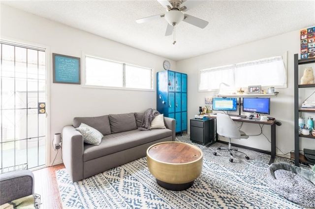 943 19th, Santa Monica, CA 90403