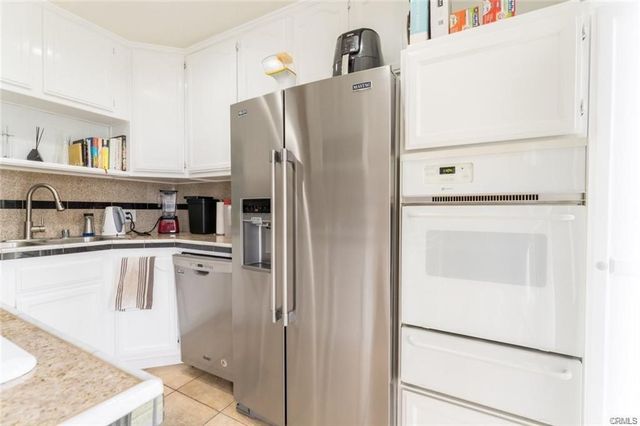 943 19th, Santa Monica, CA 90403