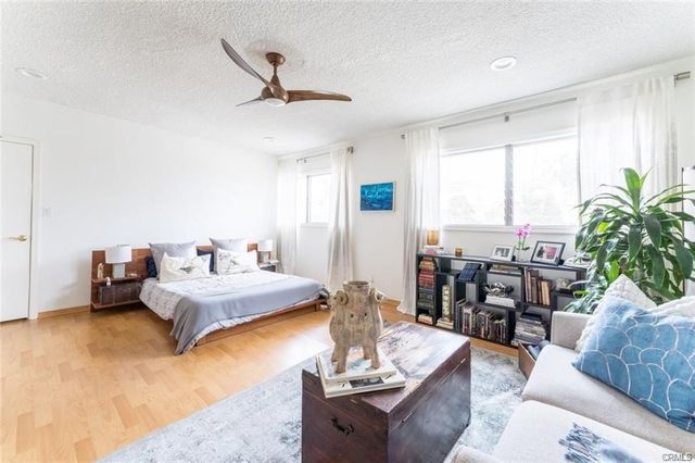 943 19th, Santa Monica, CA 90403