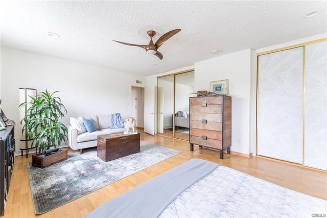 943 19th, Santa Monica, CA 90403