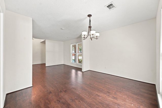 4119 Bentley Drive, Pearland, TX 77584
