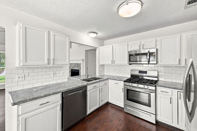 4119 Bentley Drive, Pearland, TX 77584