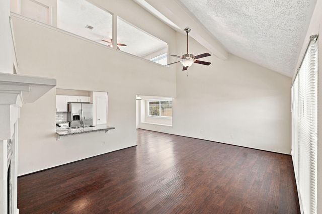 4119 Bentley Drive, Pearland, TX 77584
