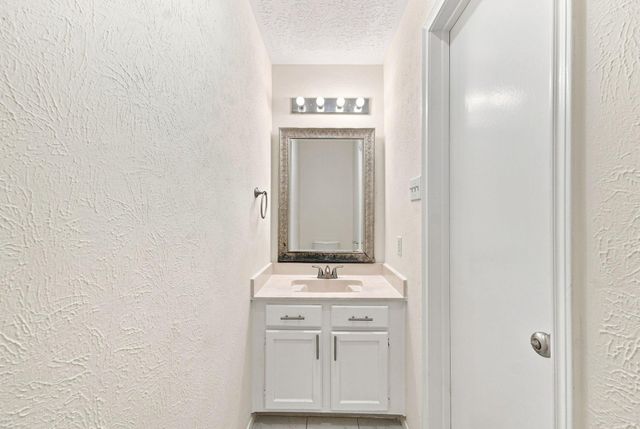 4119 Bentley Drive, Pearland, TX 77584