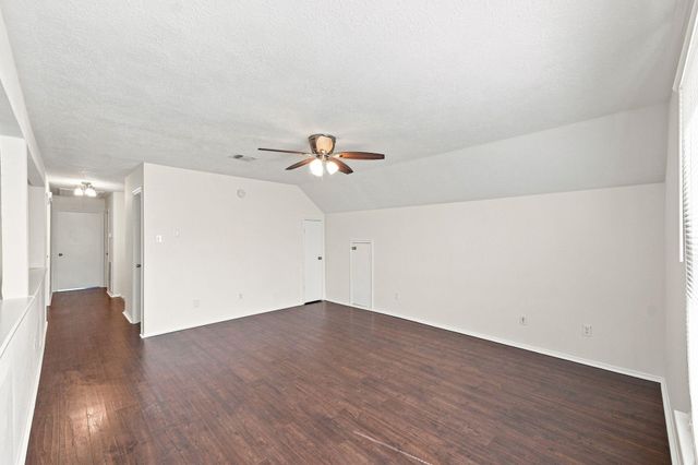 4119 Bentley Drive, Pearland, TX 77584