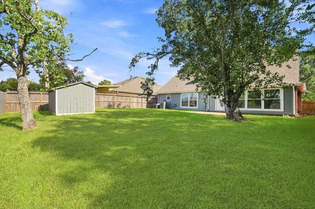 4119 Bentley Drive, Pearland, TX 77584