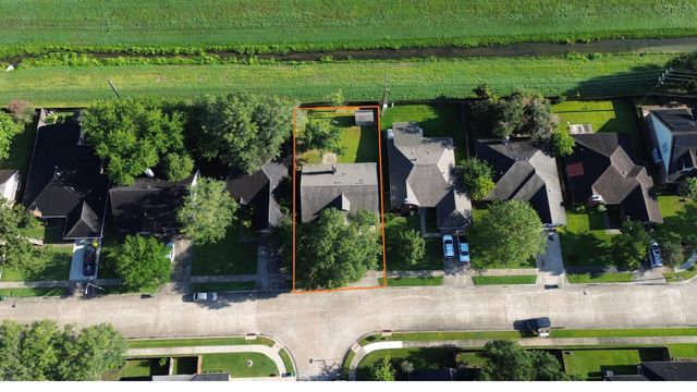 4119 Bentley Drive, Pearland, TX 77584