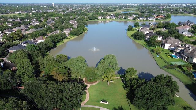4119 Bentley Drive, Pearland, TX 77584