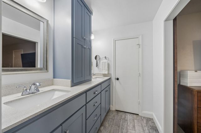 8043 Moss Meadows Drive, Dallas, TX 75231