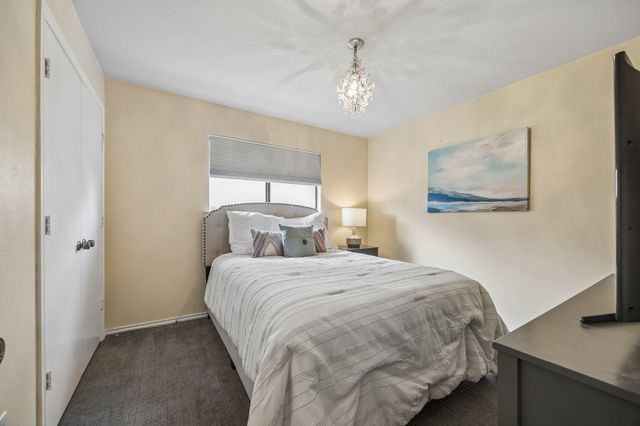 8043 Moss Meadows Drive, Dallas, TX 75231