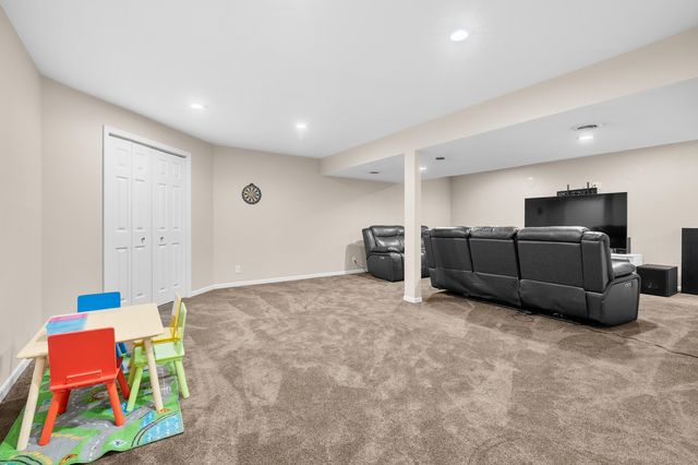 4218 Courtney Street, Royalton Twp, MI 49085