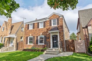 3247 N Rutherford Avenue, Chicago, IL 60634