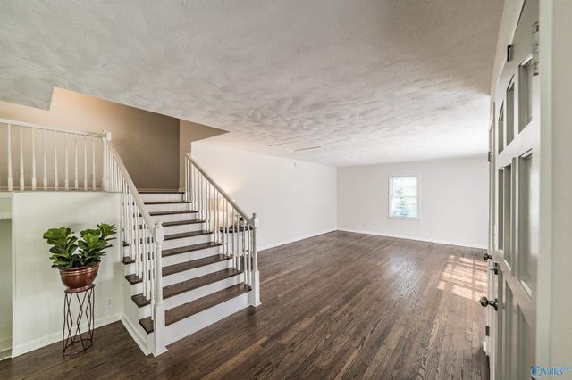 7175 Moores Mill Road NE, Huntsville, AL 35811