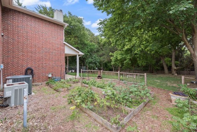 7030 Pecan Creek Circle, Midlothian, TX 76065